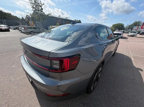 Polestar 2 2025 photo 2