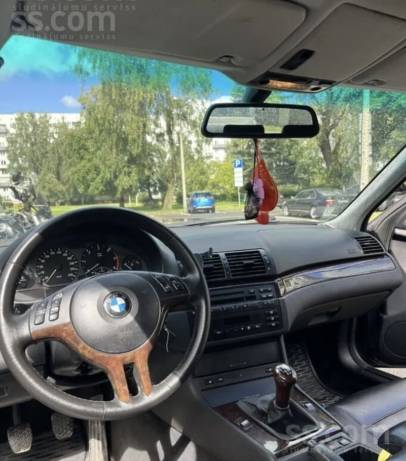BMW E46