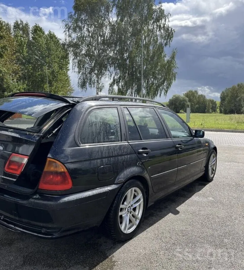 BMW E46 2003 photo 2