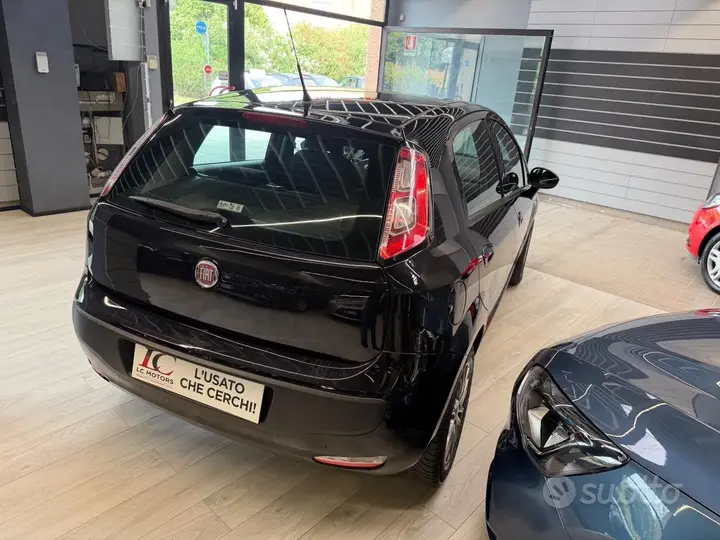 Fiat Punto Evo 2012 photo 4