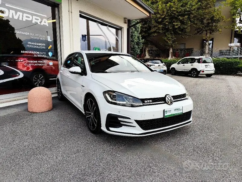 Volkswagen Golf 2018 photo 3