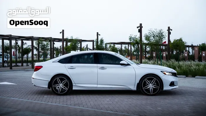 Honda Accord 2021 photo 2