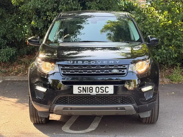 Land Rover Discovery Sport 2018 photo 4