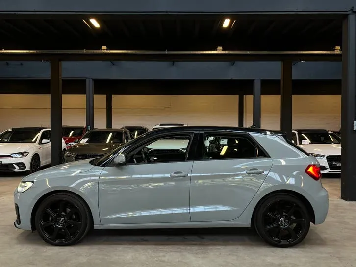 Audi A1 2021 photo 2