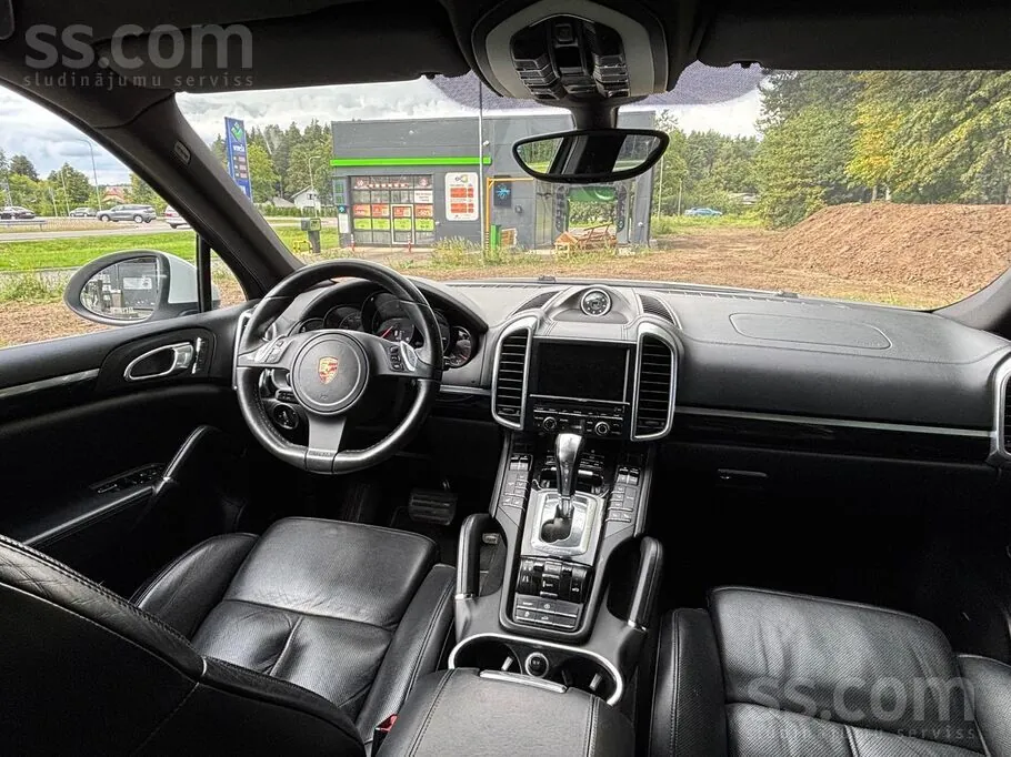 Porsche Cayenne 2013 photo 3