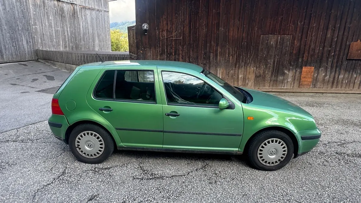 Volkswagen Golf 2018 photo 2