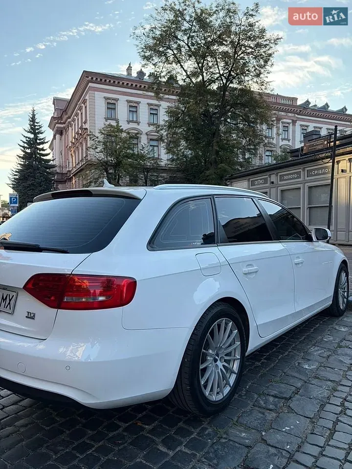 Audi A4 2014 photo 3