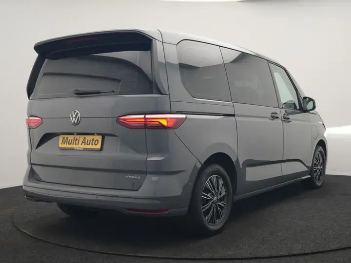 Volkswagen Multivan 2022 photo 3