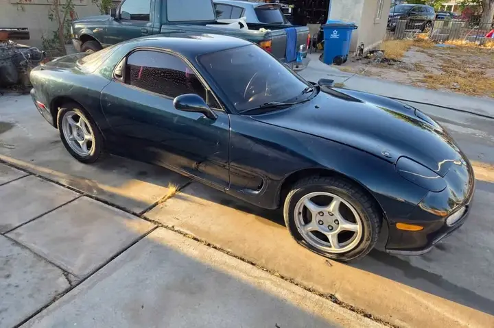 Mazda Rx-7 1993 photo 3