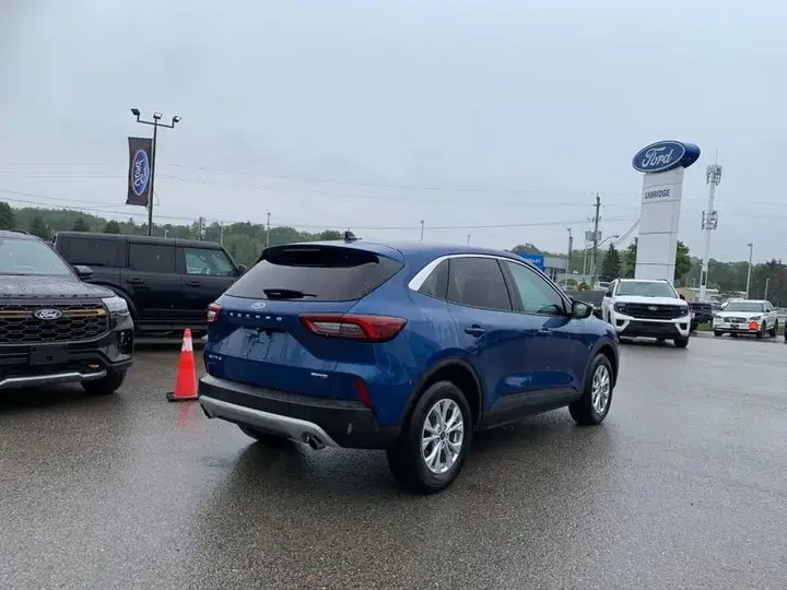 Ford Escape 2023 photo 5