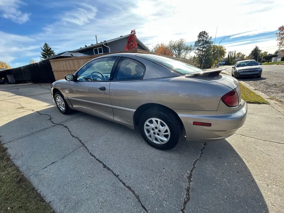Pontiac Sunfire 2004 photo 4