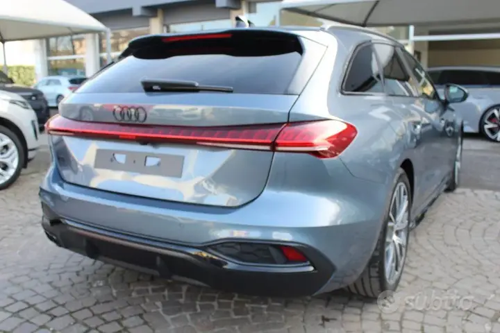 Audi A5 Avant 2025 photo 2