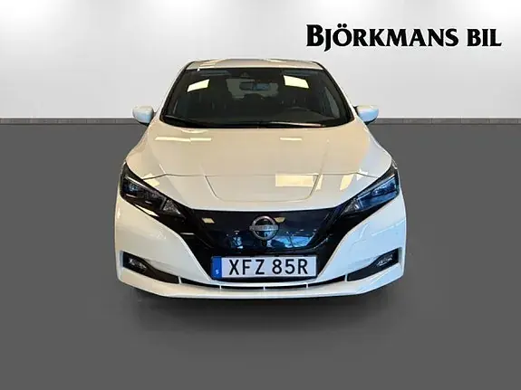 Nissan Leaf 2023 photo 2