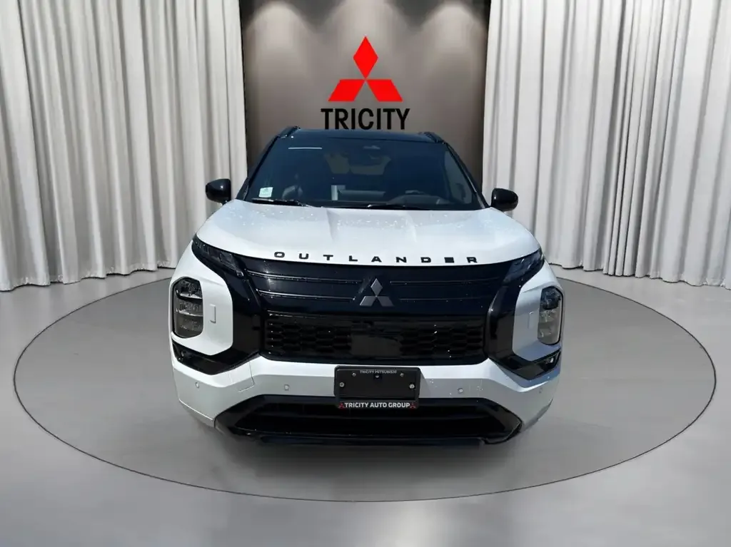 Mitsubishi Outlander 2026 photo 2