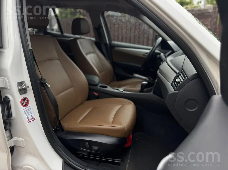 BMW X1 2010 photo 5