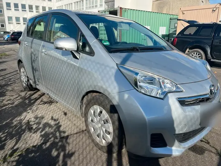 Toyota Verso-S