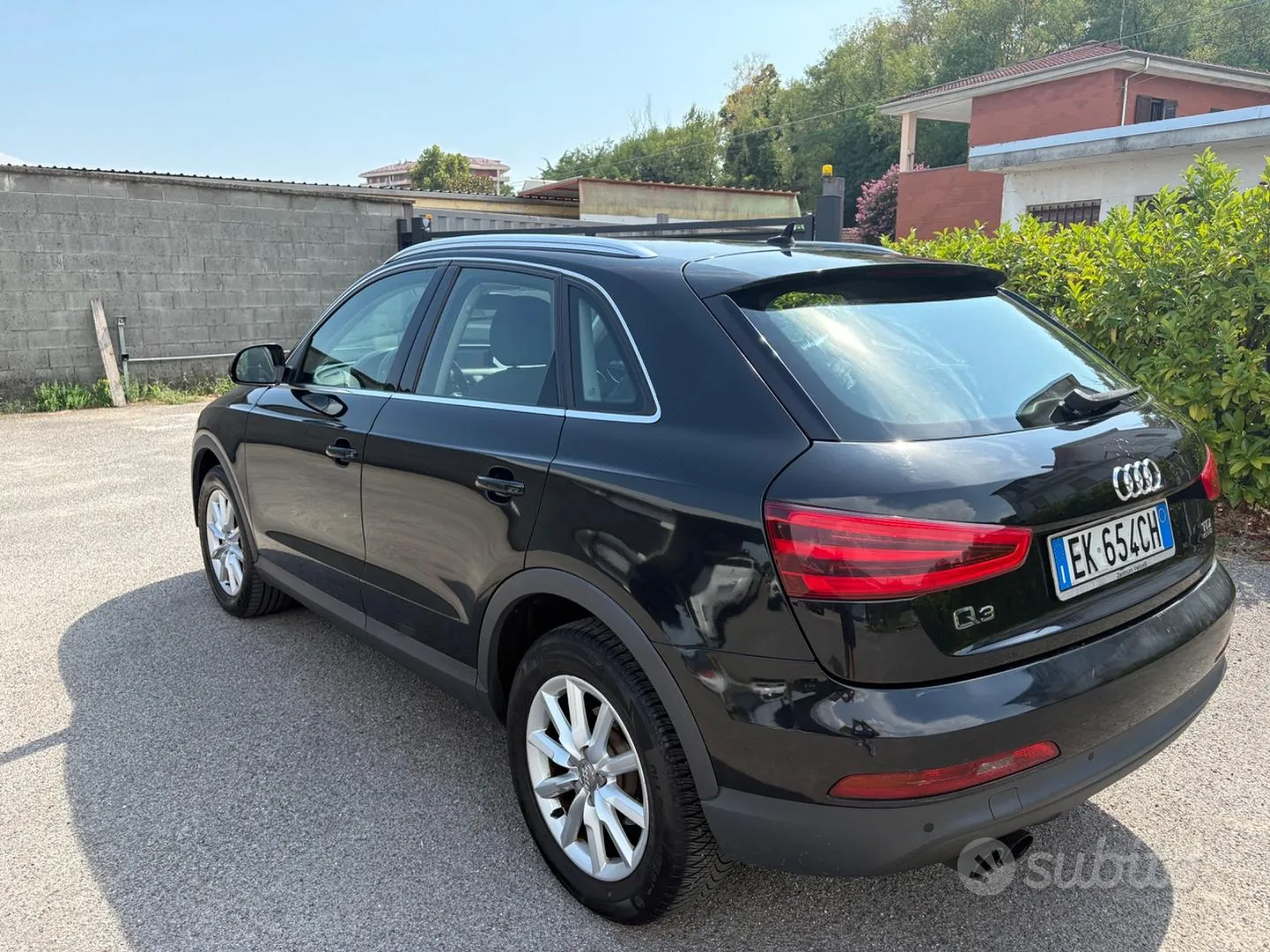 Audi Q3 2011 photo 4