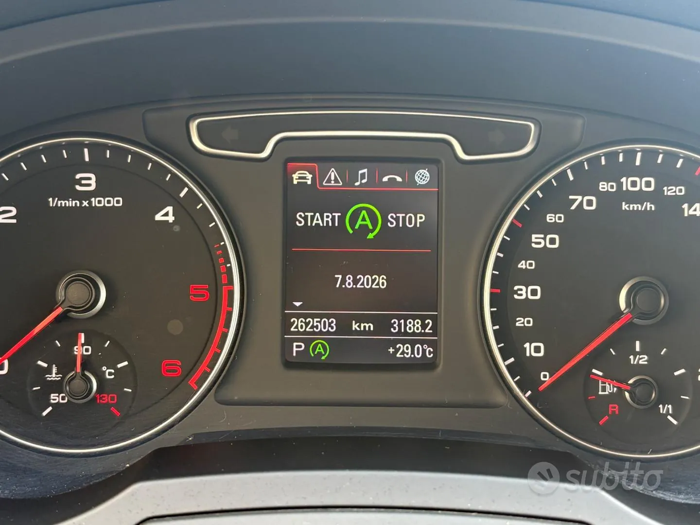 Audi Q3 2011 photo 5