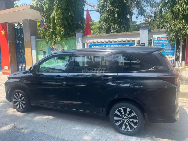 Toyota Avanza Premio 2023 photo 4