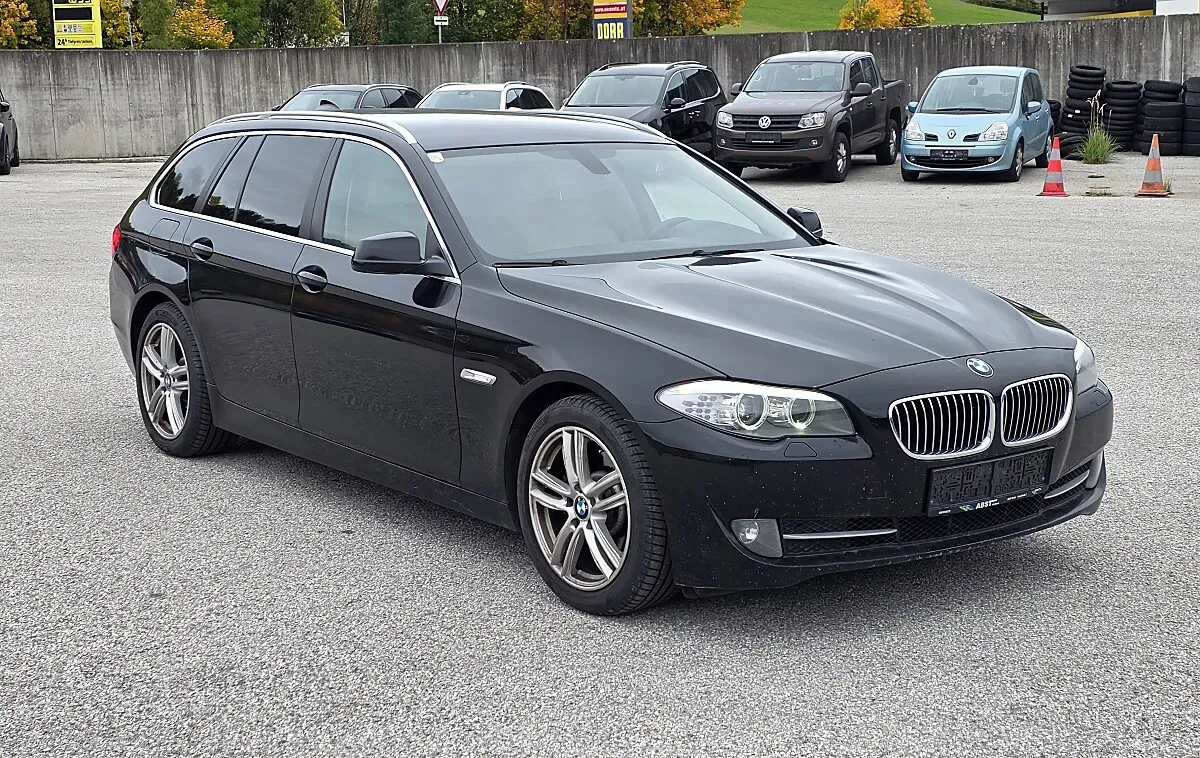 BMW 5 Series 2013 photo 2