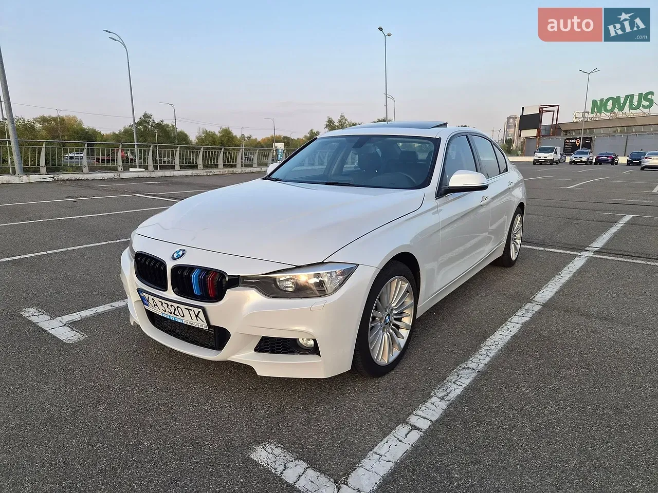 BMW 3 Series 2015 photo 2
