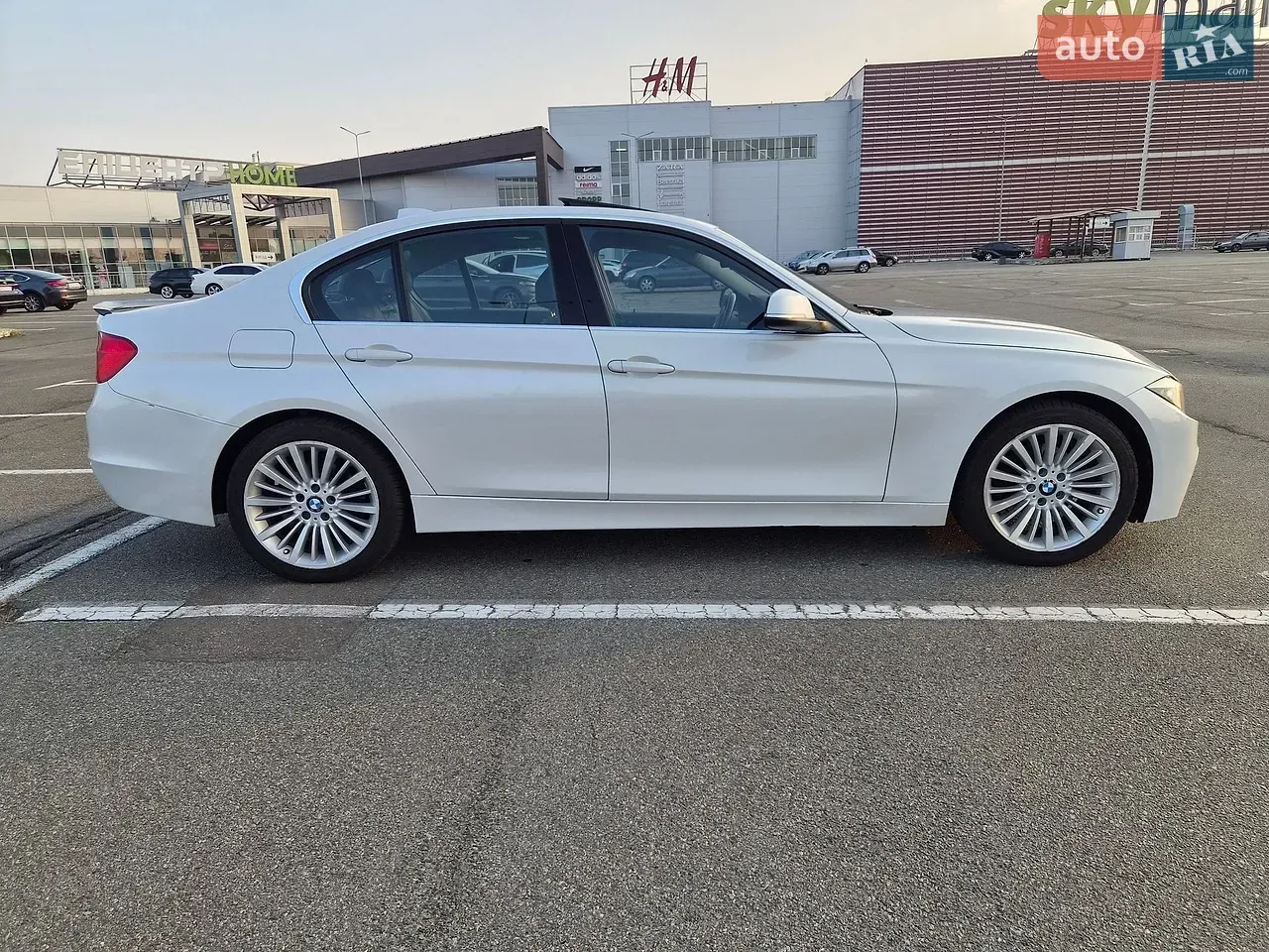 BMW 3 Series 2015 photo 4