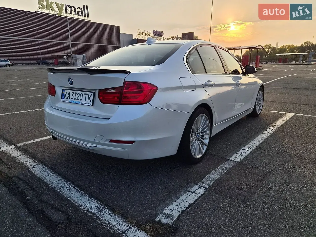 BMW 3 Series 2015 photo 5
