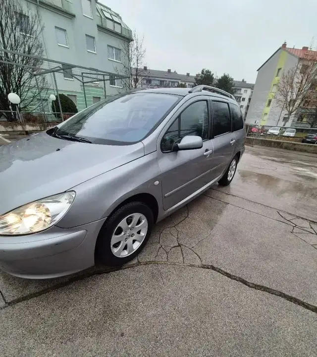 Peugeot 307 2003 photo 3