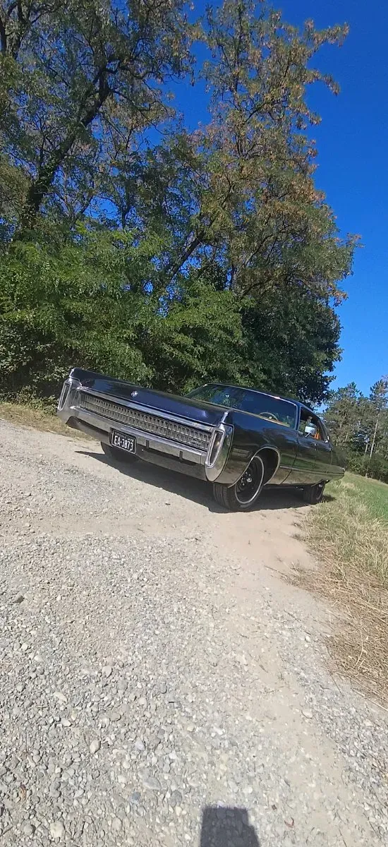 Chrysler Imperial Lebaron 1972 photo 2