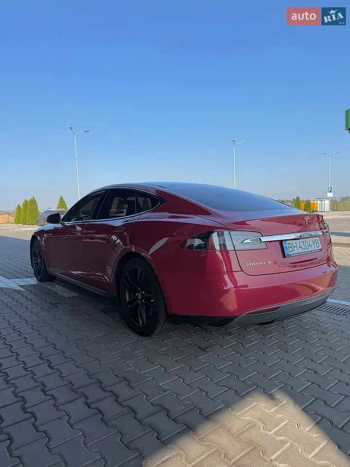 Tesla Model S 2013 photo 5