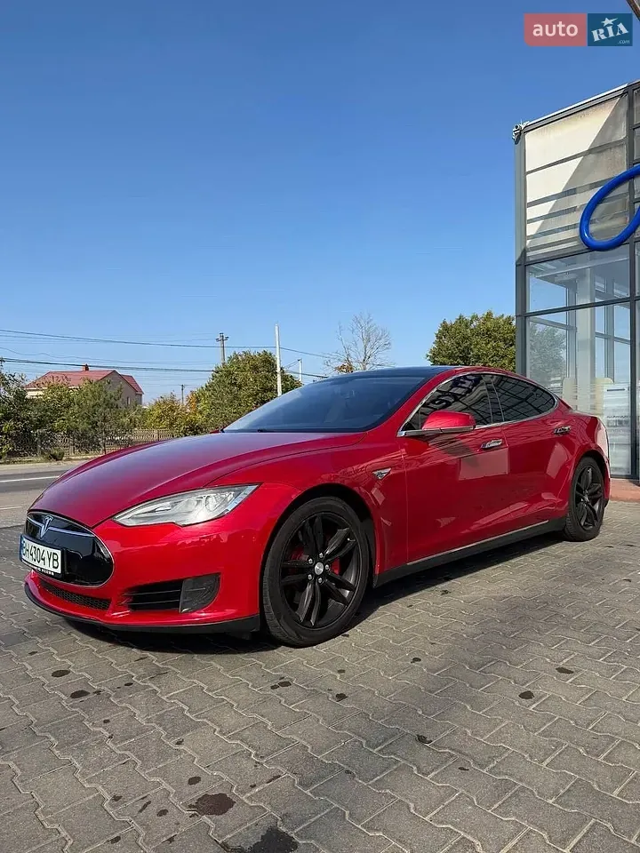 Tesla Model S 2013 photo 3