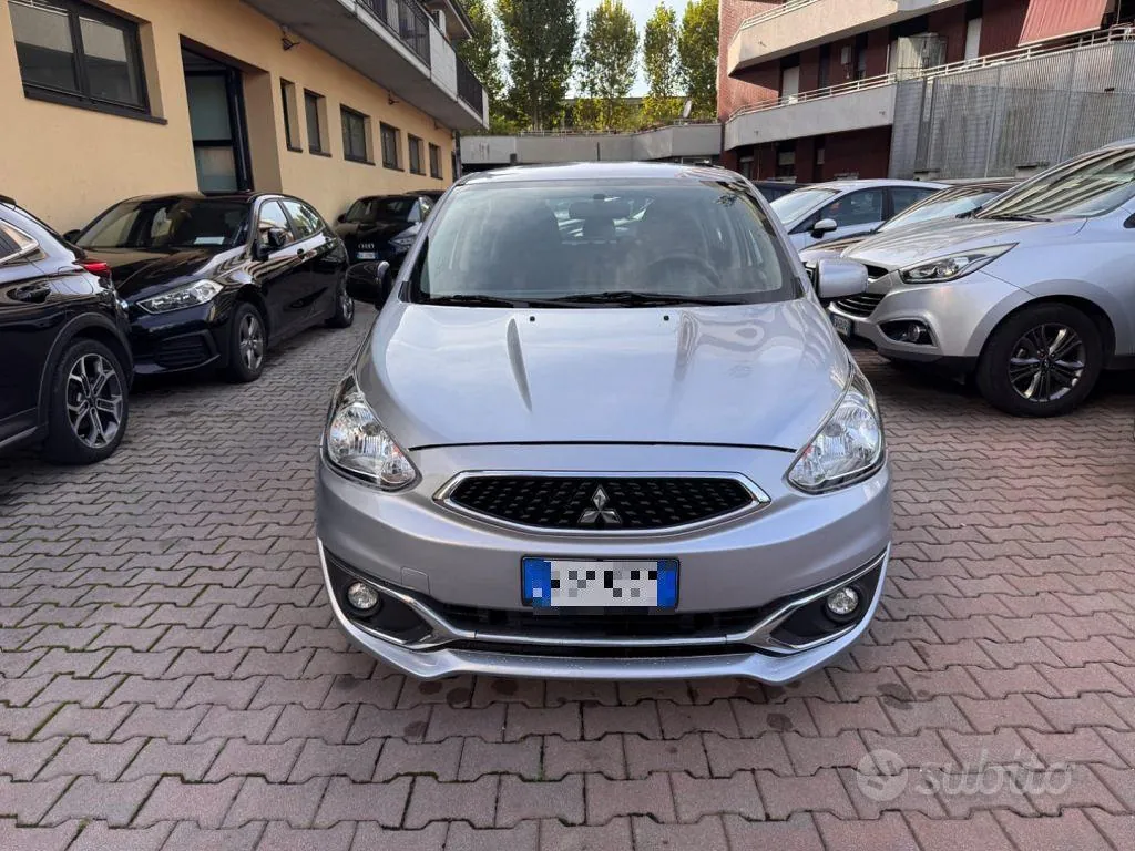 Mitsubishi Space Star 2017 photo 2