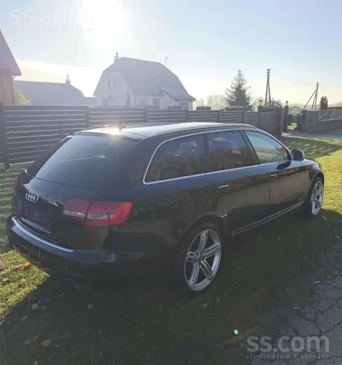 Audi A6 2010 photo 4
