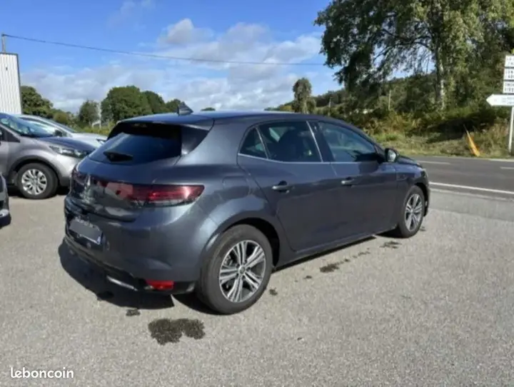 Renault Megane 2021 photo 3