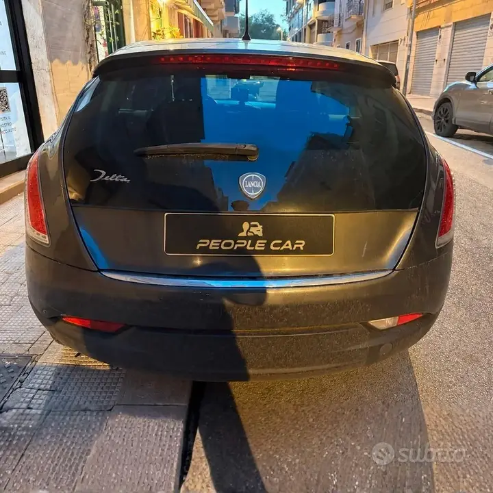 Lancia Delta 2011 photo 3
