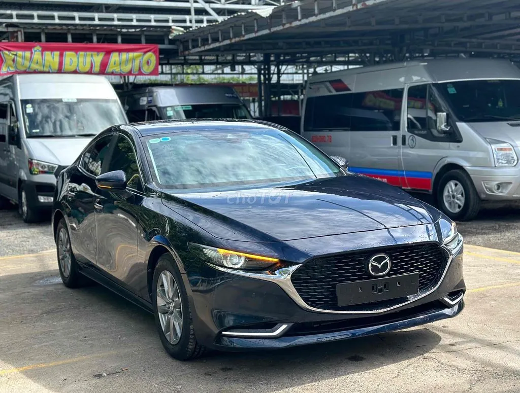 Mazda 3 2022 photo 2