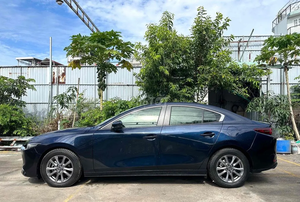 Mazda 3 2022 photo 5