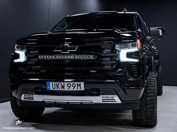 Chevrolet Silverado 1500 2023 photo 2