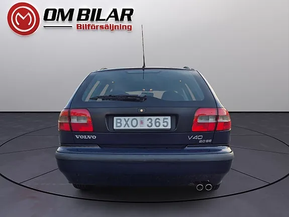 Volvo V40 1999 photo 5