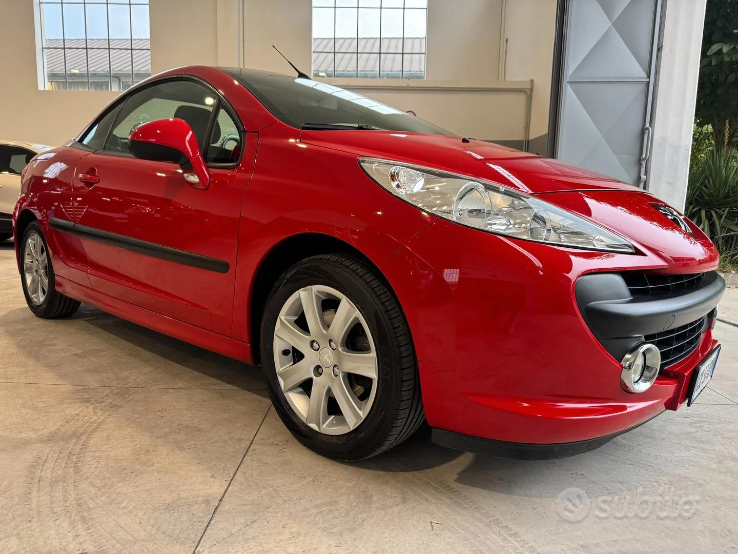 Peugeot 207 2008 photo 4