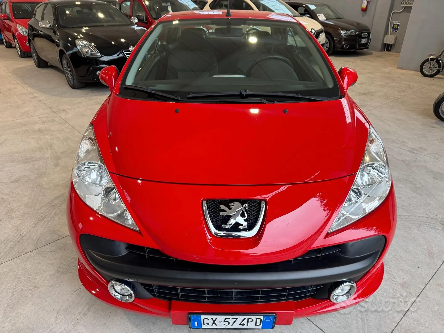 Peugeot 207 2008 photo 2