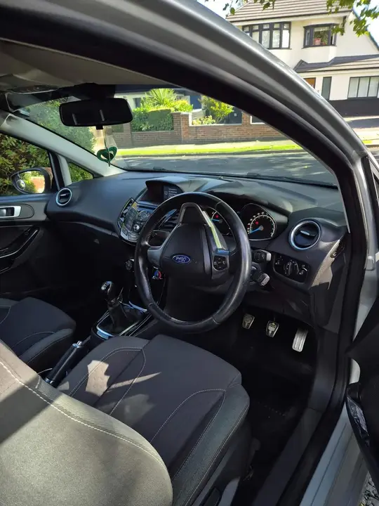 Ford Fiesta 2016 photo 5
