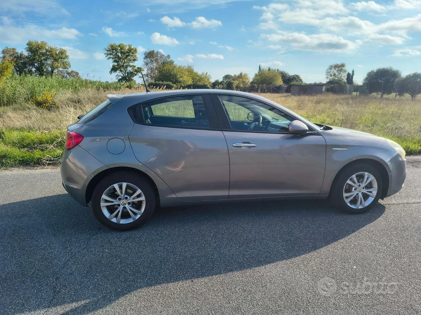 Alfa Romeo Giulietta 2013 photo 4