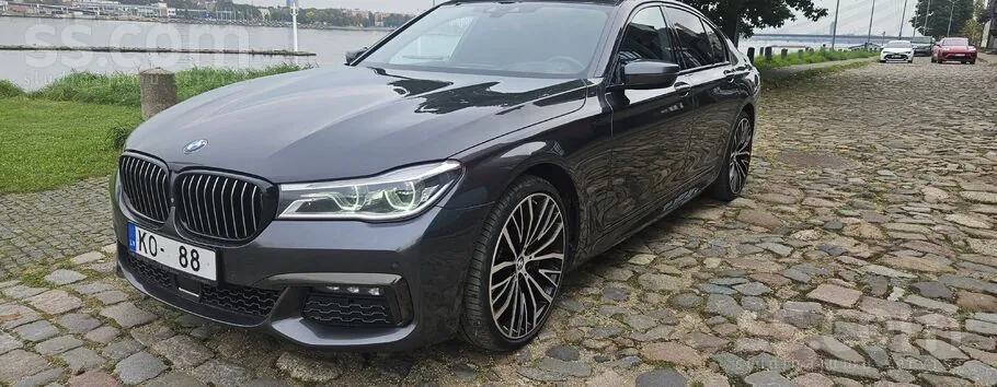 BMW 750