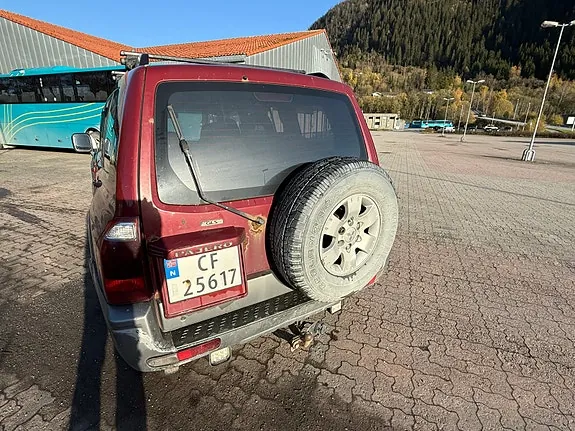 Mitsubishi Pajero 2004 photo 4