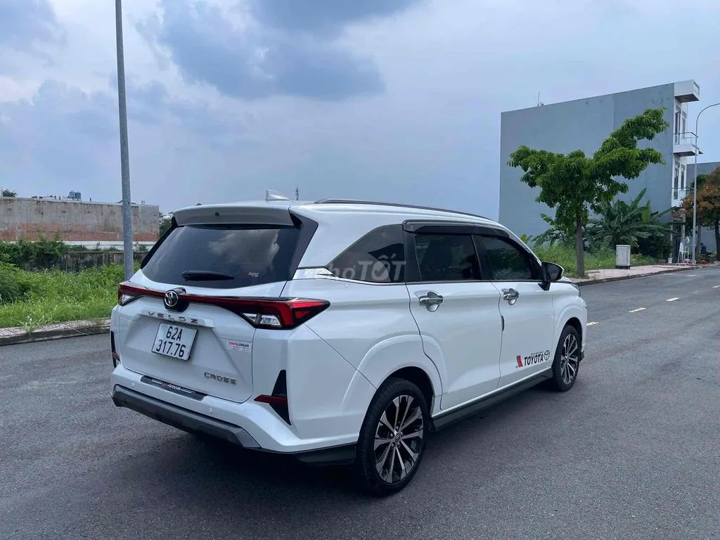 Toyota Veloz Cross 2022 photo 3