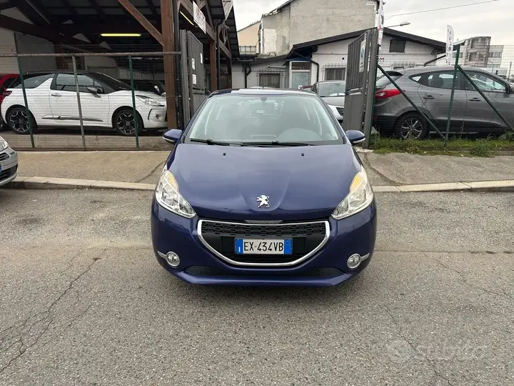 Peugeot 208 2014 photo 5