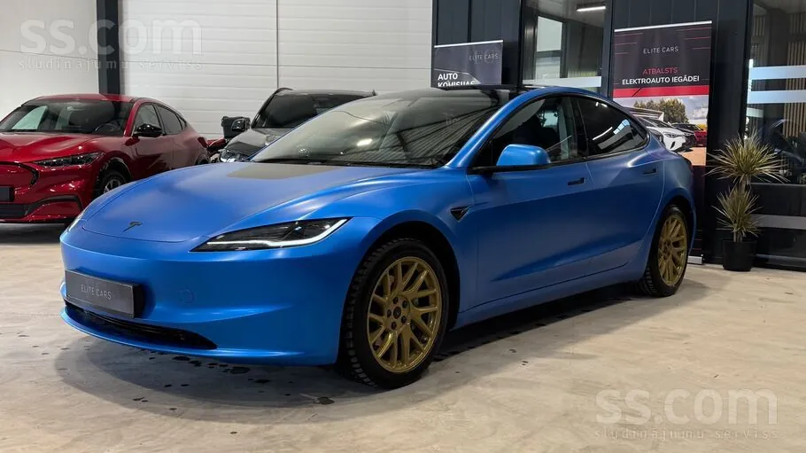 Tesla Model 3 2023 photo 5