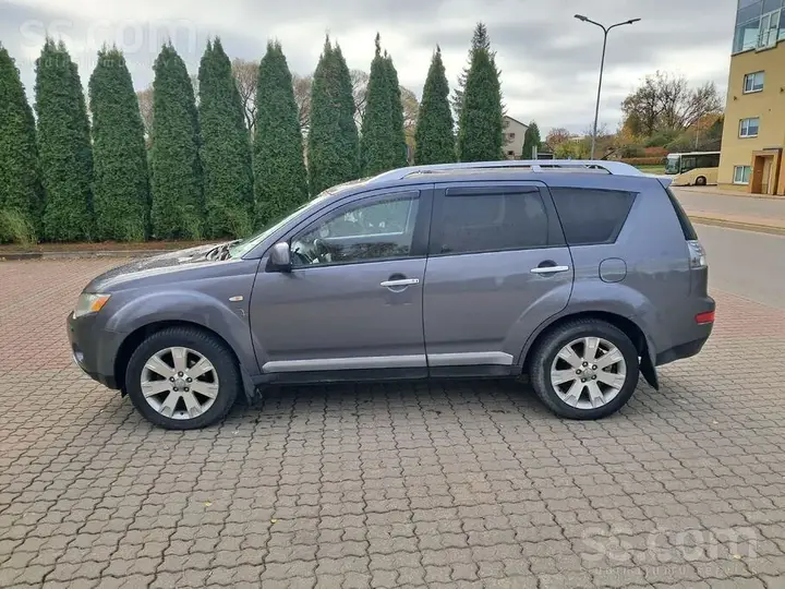 Mitsubishi Outlander 2008 photo 2