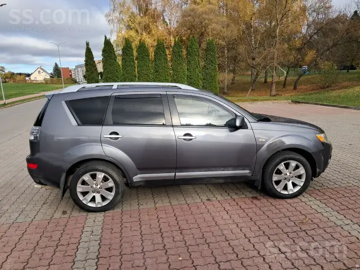 Mitsubishi Outlander 2008 photo 3